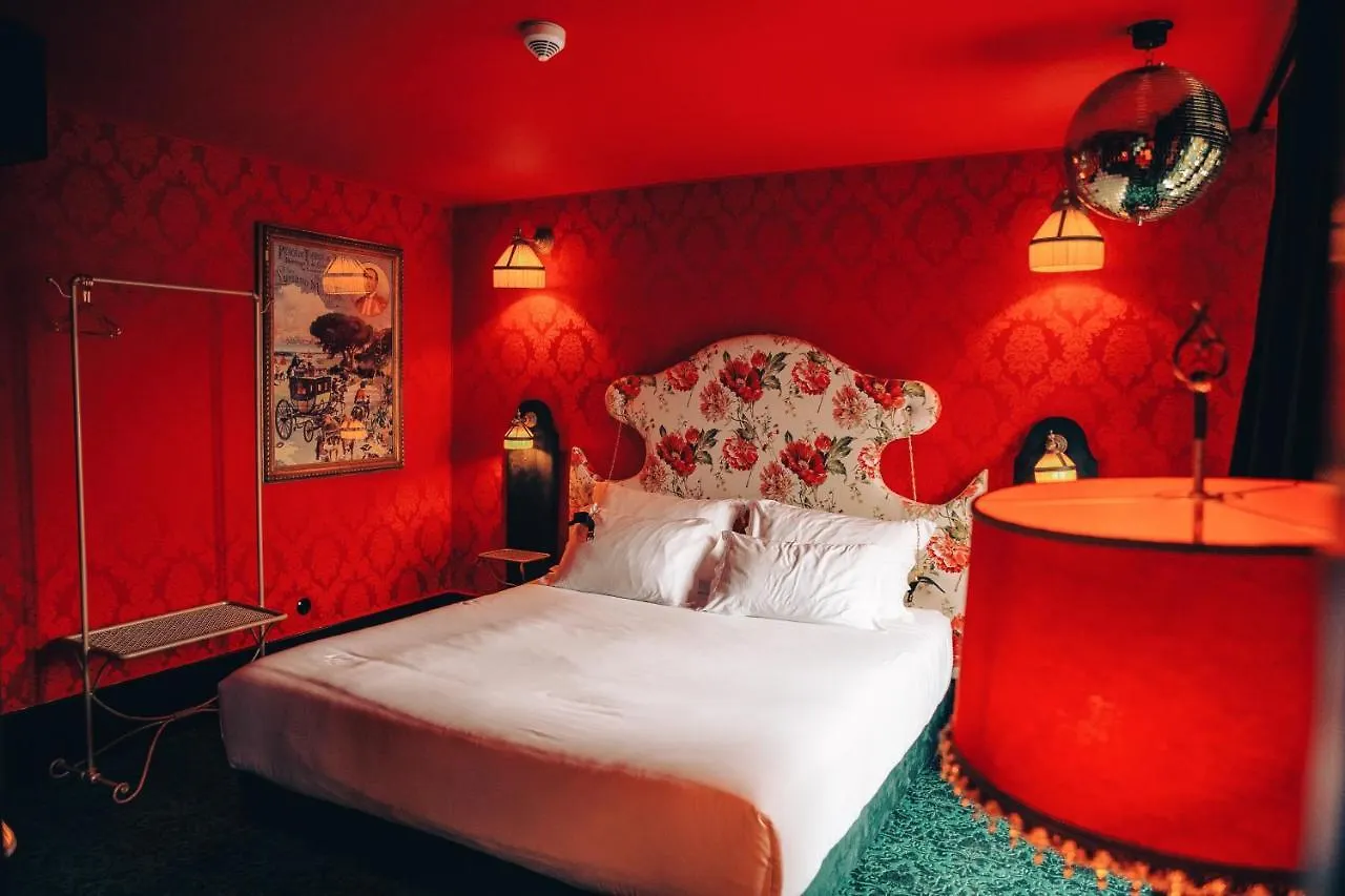 Pensao Amor Madam'S Lodge Lisbon 0*,