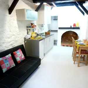 Remedios, 195 Apartment