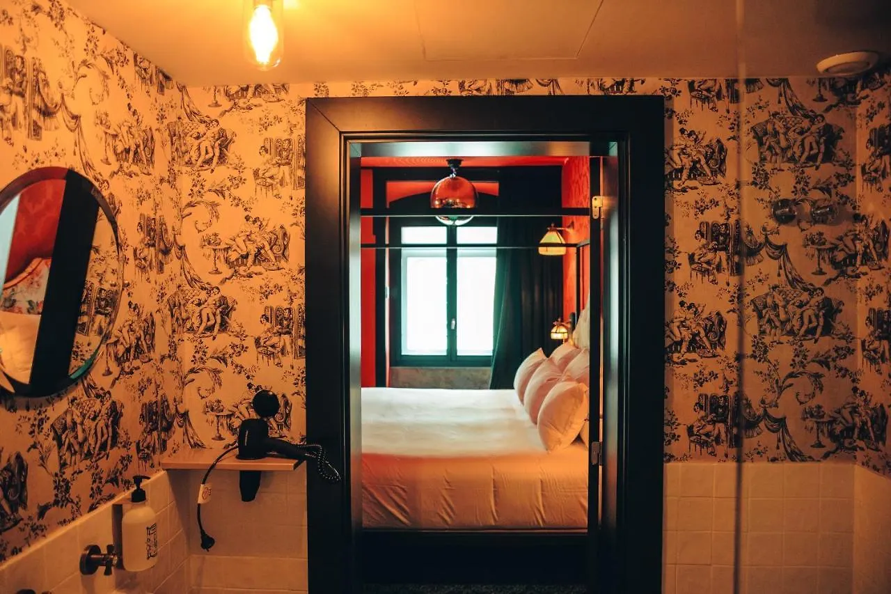 Pensionat Pensao Amor Madam'S Lodge Lisboa Portugal