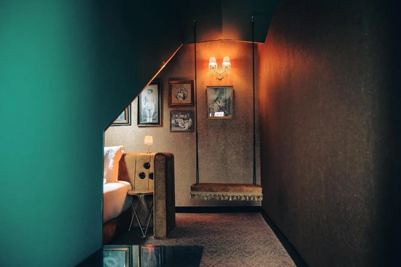 Pensionat Pensao Amor Madam'S Lodge Lisboa