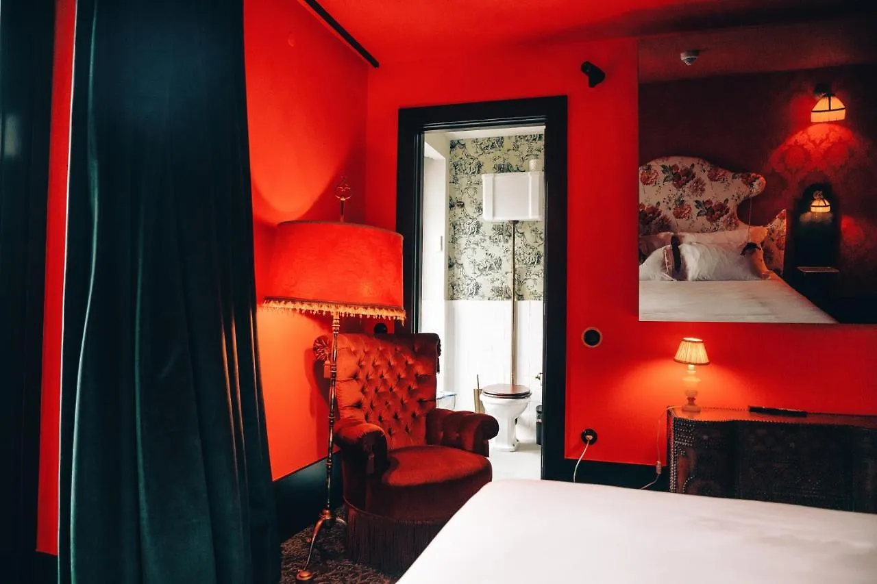 Pensao Amor Madam'S Lodge Lisboa 0*,