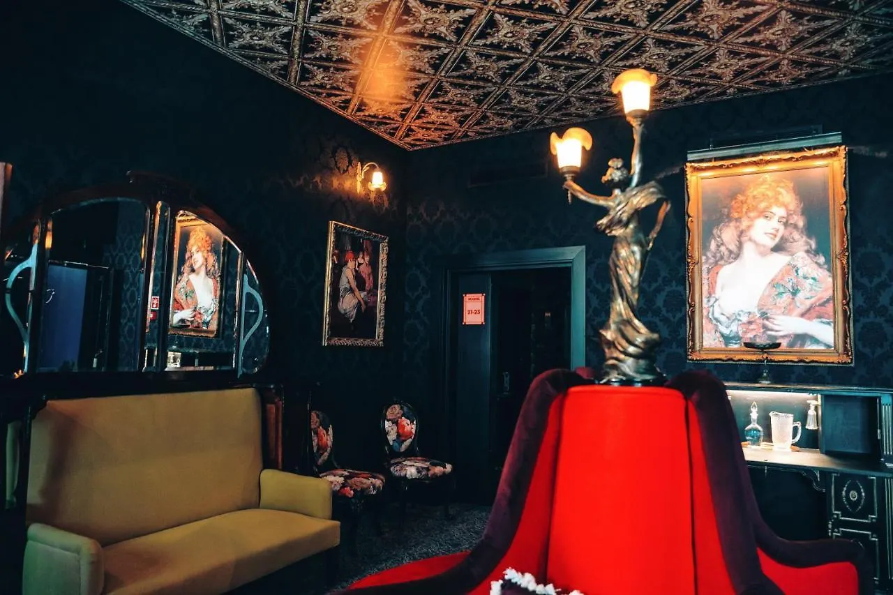 Pensao Amor Madam'S Lodge Lisboa