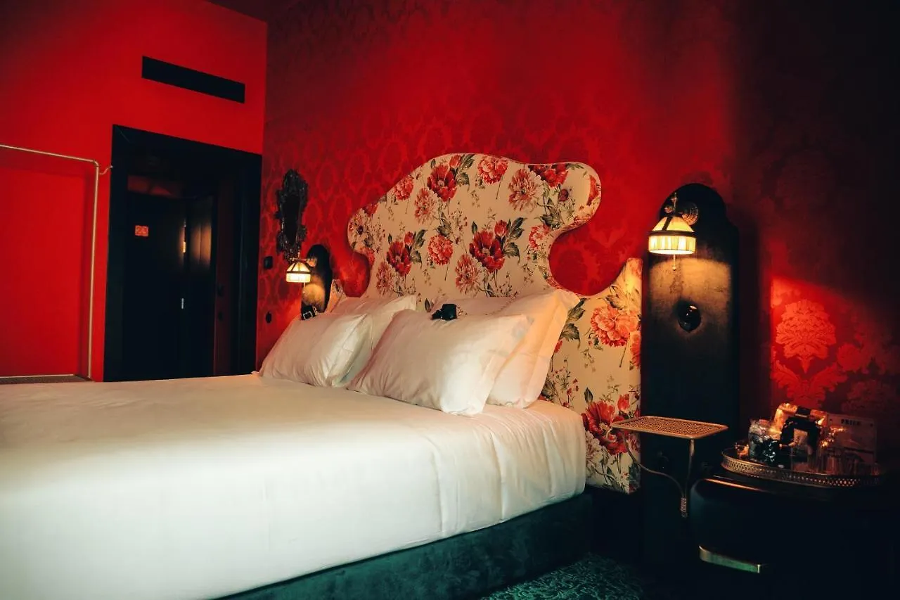 Pensao Amor Madam'S Lodge Lisbon 0*,