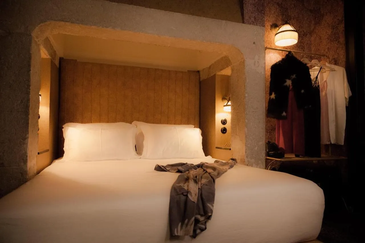 Pensao Amor Madam'S Lodge Lisboa Portugal