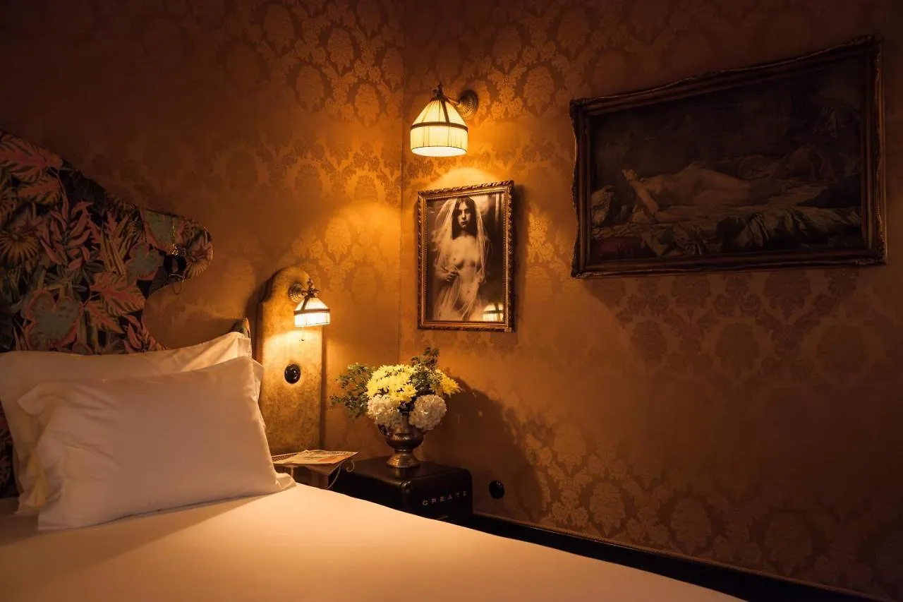 Pensao Amor Madam'S Lodge Lisbon Guest house